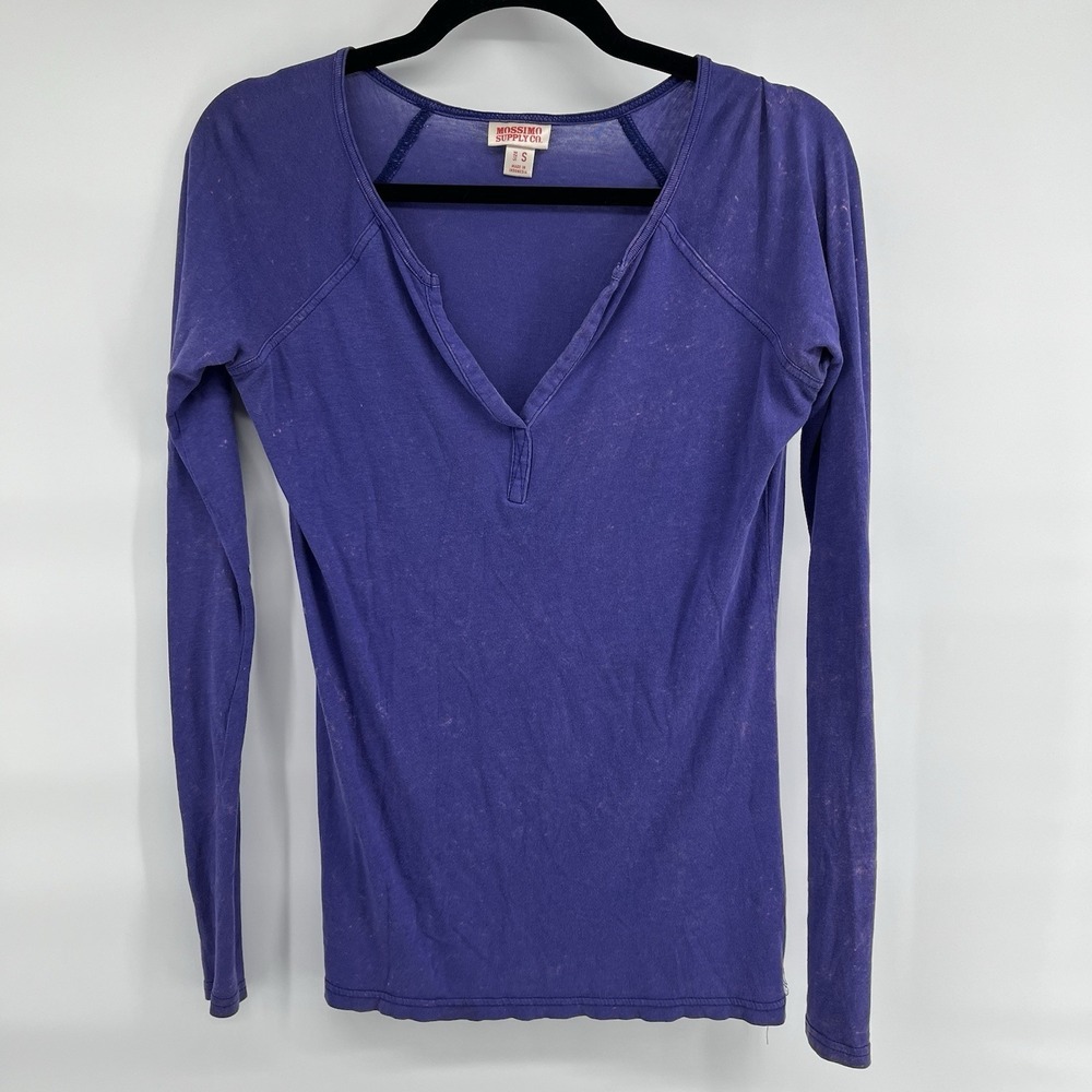 Mossimo Womens Long Sleeve T-Shirt Sz Small Split V-Neck Y2K Indie Sleaze Grunge